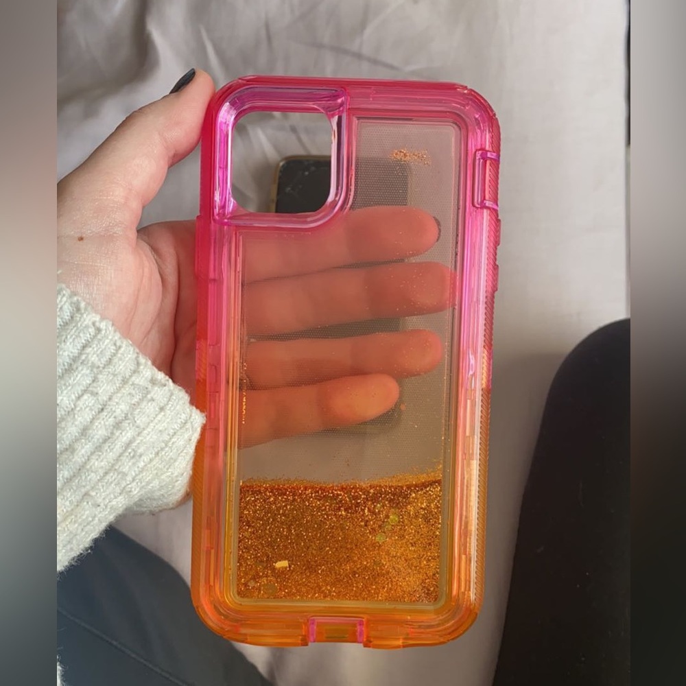 iPhone 11 pro liquid glitter phone case